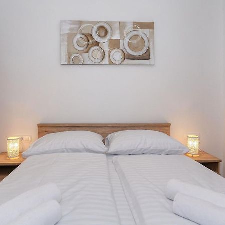 Apartments Perla With Free Parking Zadar Zewnętrze zdjęcie