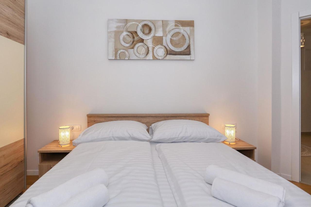 Apartments Perla With Free Parking Zadar Zewnętrze zdjęcie