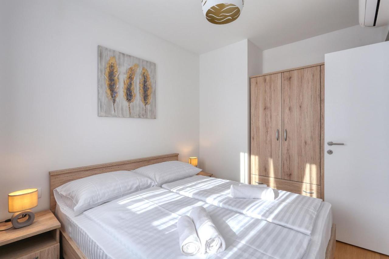 Apartments Perla With Free Parking Zadar Zewnętrze zdjęcie