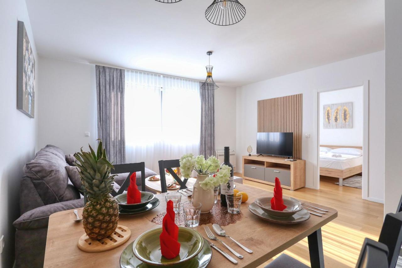 Apartments Perla With Free Parking Zadar Zewnętrze zdjęcie