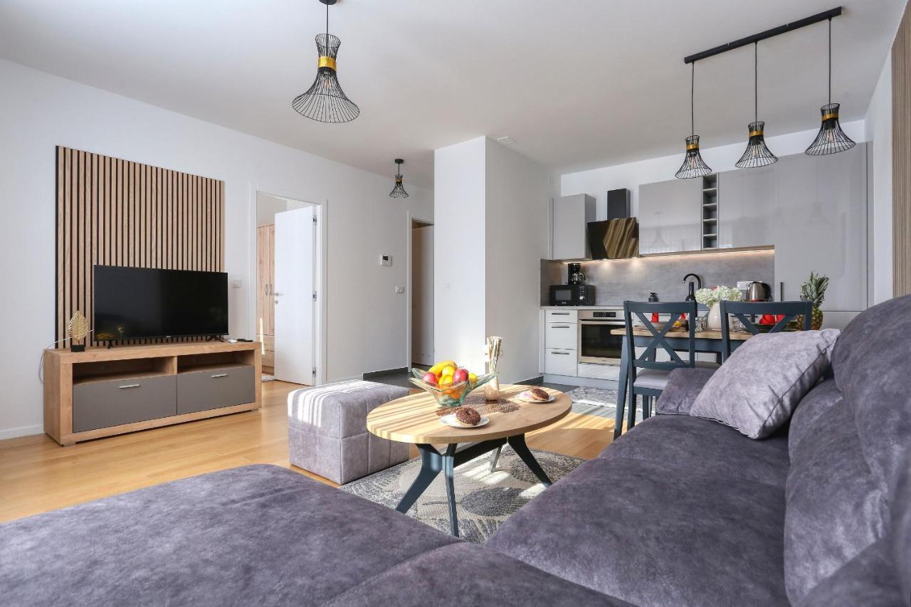 Apartments Perla With Free Parking Zadar Zewnętrze zdjęcie
