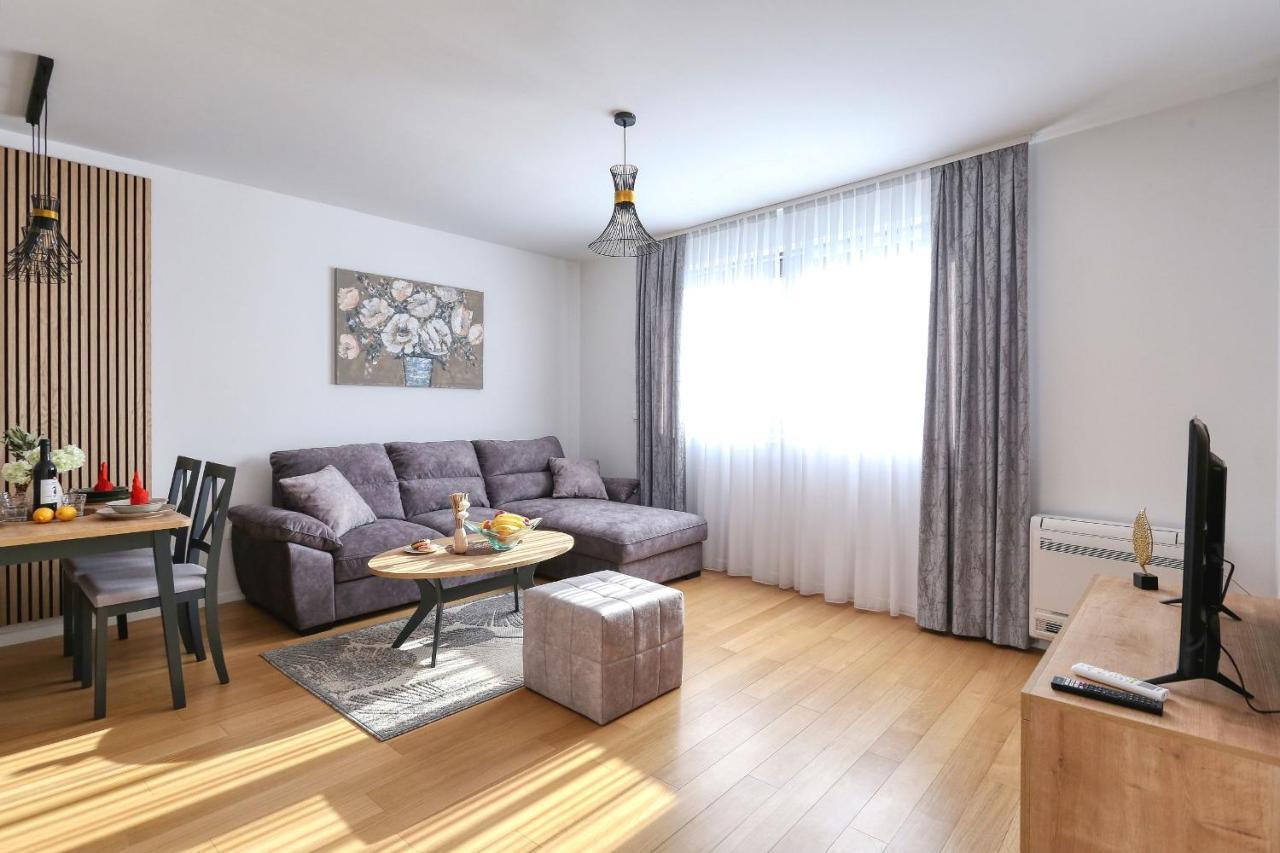 Apartments Perla With Free Parking Zadar Zewnętrze zdjęcie