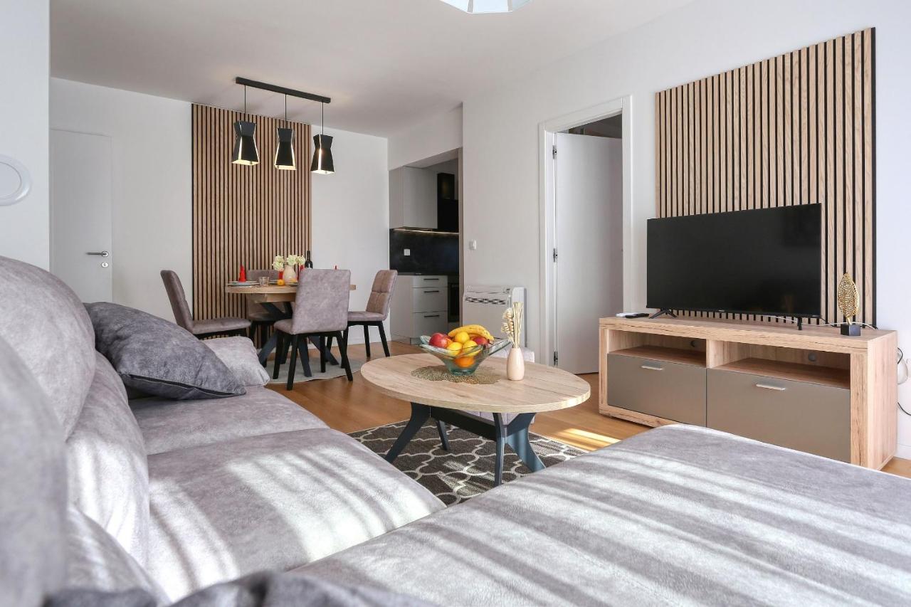 Apartments Perla With Free Parking Zadar Zewnętrze zdjęcie